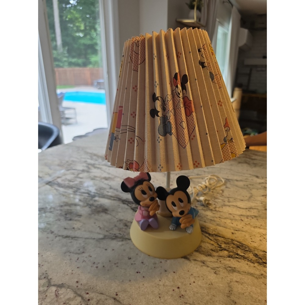Vintage 90s Mickey and Minnie Mouse Disney Lamp works